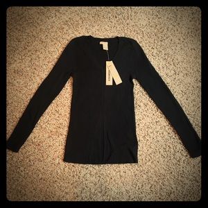 Classic V-neck Sweater